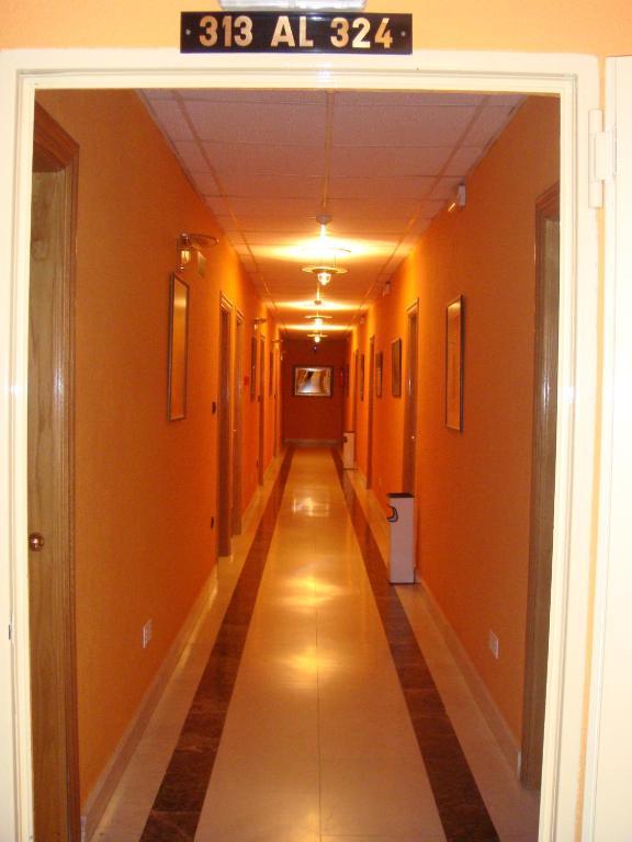 Hostal Serpol Palencia Exterior photo